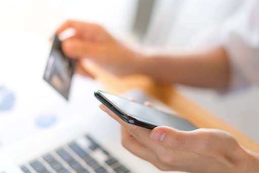 using-payment-methods-with-your-own-name